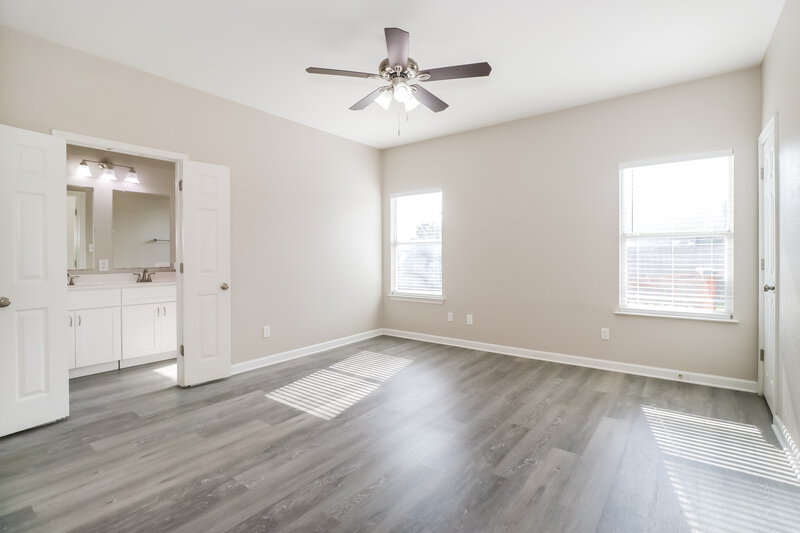 1,765/Mo, 11607 Morgans Point St Manor, TX 78653 Main Bedroom View