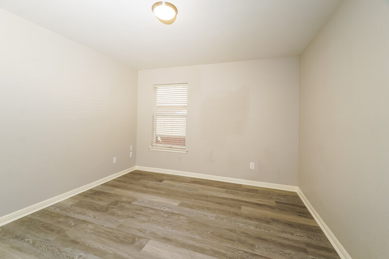 2,540/Mo, 909 Hot Spring Valley Buda, TX 78610 Bedroom View 2
