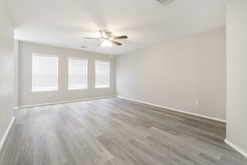 2,285/Mo, 399 Housefinch Loop Leander, TX 78641 Living Room View 2