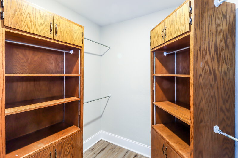 2,160/Mo, 30317 Ledgemont Georgetown, TX 78628 Walk In Closet View