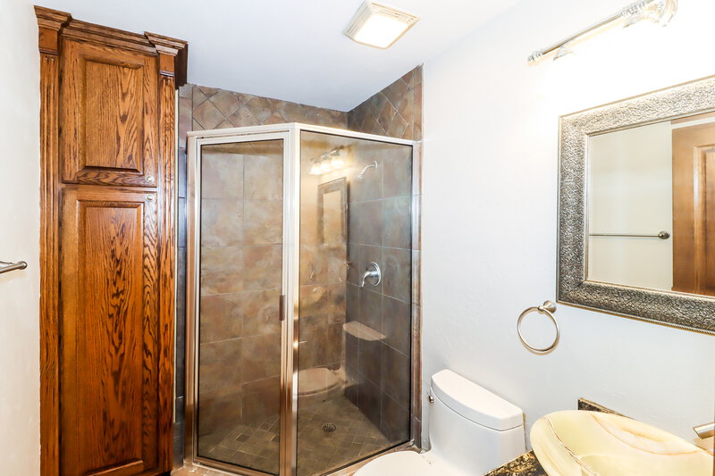 2,160/Mo, 30317 Ledgemont Georgetown, TX 78628 Bathroom View