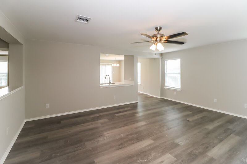 1,990/Mo, 181 Gina Dr Kyle, TX 78640 Living Room View 2