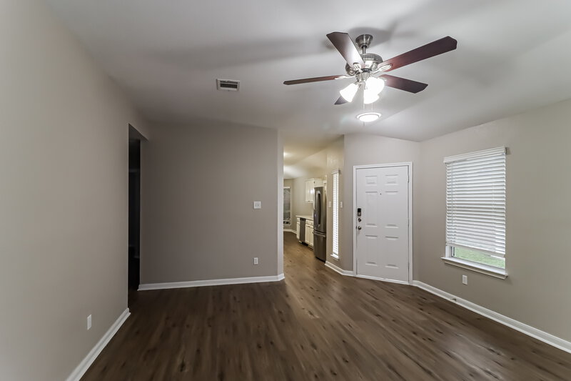 1,985/Mo, 17420 Rannoch Dr Pflugerville, TX 78660 Living Room View 2
