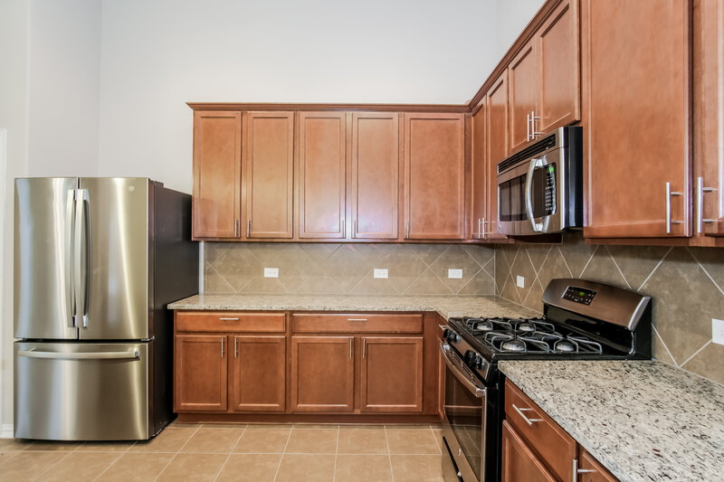 1,945/Mo, 307 Field Corn Ln San Marcos, TX 78666 Kitchen View 2