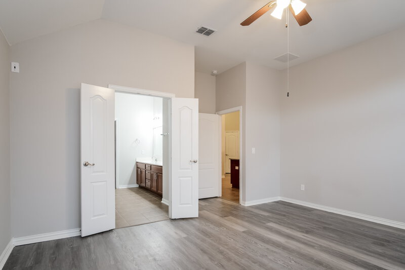 1,945/Mo, 307 Field Corn Ln San Marcos, TX 78666 Main Bedroom View 2