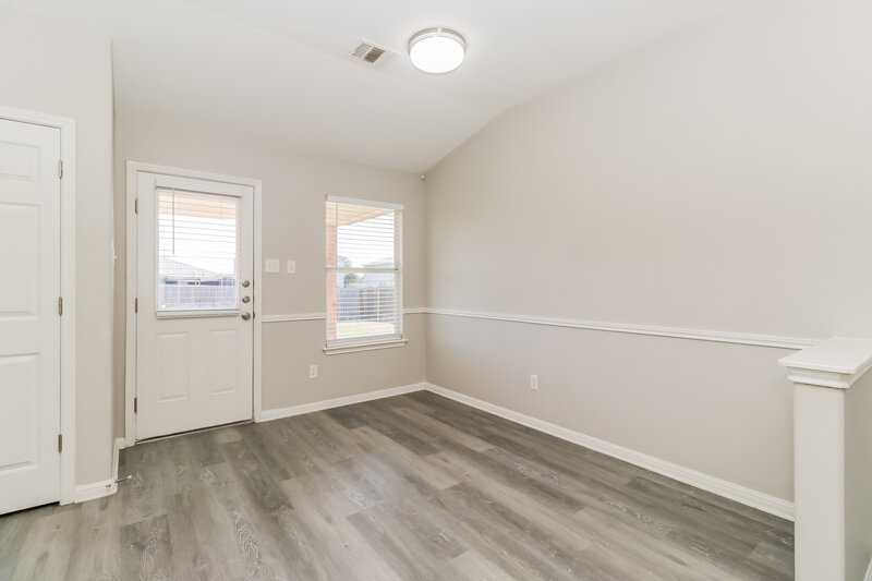 1,685/Mo, 223 Legends of Hutto Trl Hutto, TX 78634 Dining Room View