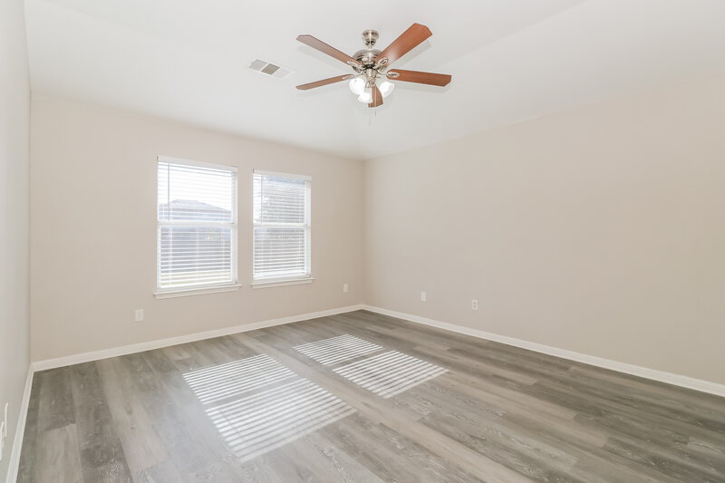 1,685/Mo, 223 Legends of Hutto Trl Hutto, TX 78634 Main Bedroom View