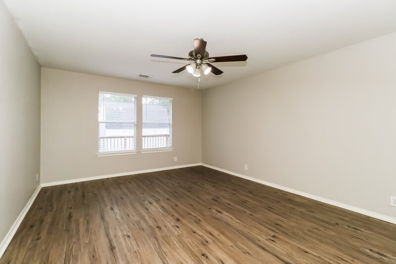 2,215/Mo, 147 Hiver Cir Kyle, TX 78640 Main Bedroom View 2