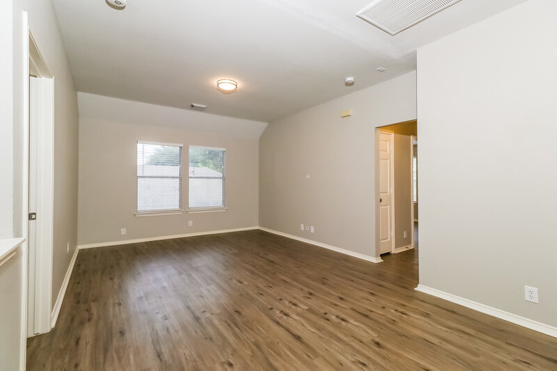 2,215/Mo, 147 Hiver Cir Kyle, TX 78640 Bedroom View