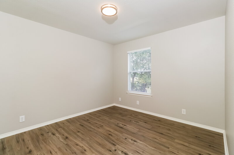 2,215/Mo, 147 Hiver Cir Kyle, TX 78640 Bedroom View 3