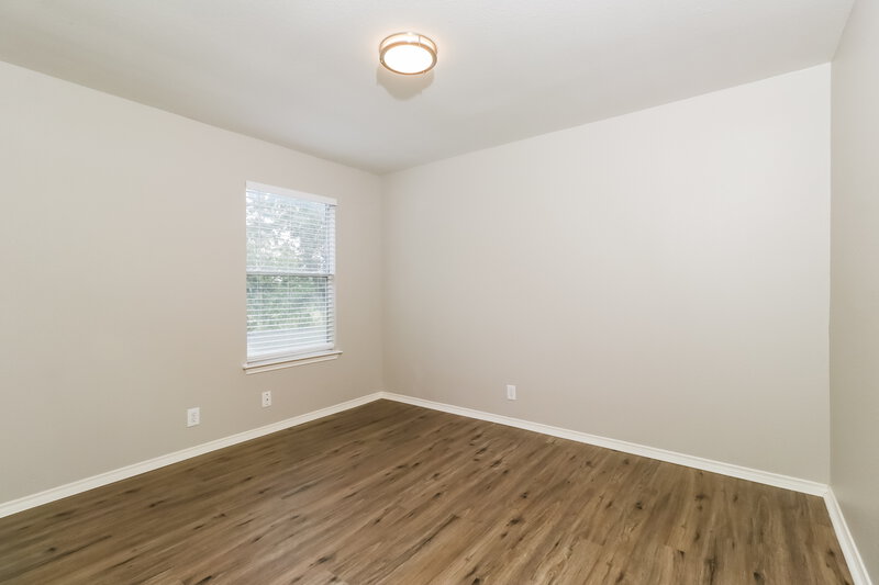 2,215/Mo, 147 Hiver Cir Kyle, TX 78640 Bedroom View 4