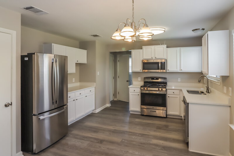 1,980/Mo, 231 Dandelion Loop Kyle, TX 78640 Kitchen View