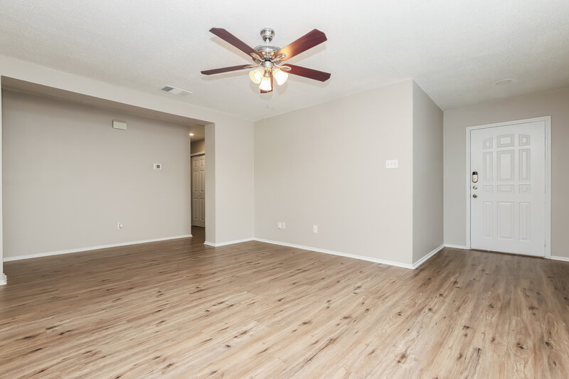 1,875/Mo, 1012 Aransas Cv Round Rock, TX 78664 Living Room View 2