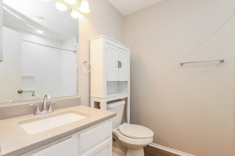 1,875/Mo, 1012 Aransas Cv Round Rock, TX 78664 Main Bathroom View