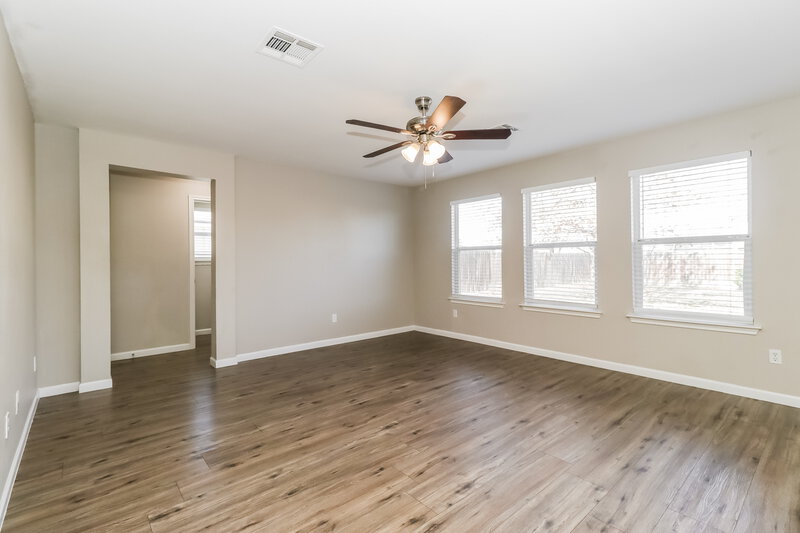 1,860/Mo, 208 Rinehardt St Hutto, TX 78634 Living Room View