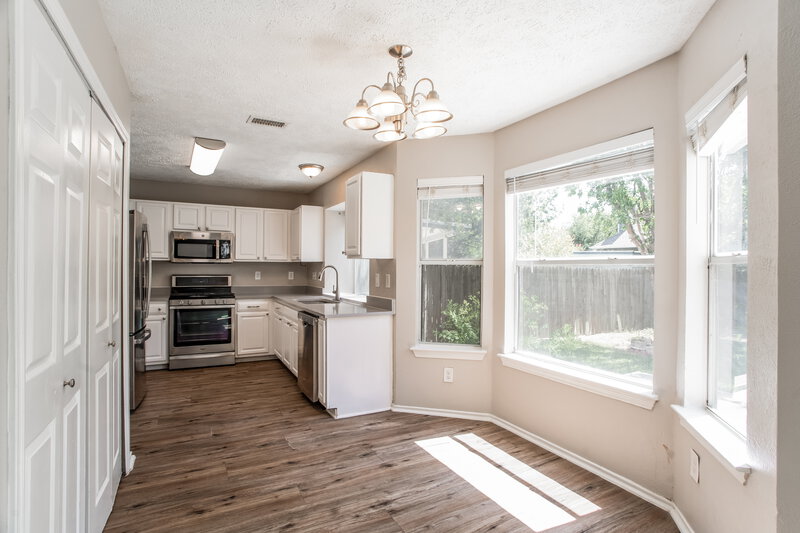 2,280/Mo, 17116 Valley Glen Rd Pflugerville, TX 78660 Dining Room View