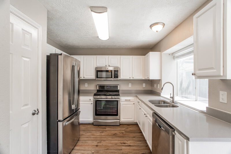 2,280/Mo, 17116 Valley Glen Rd Pflugerville, TX 78660 Kitchen View