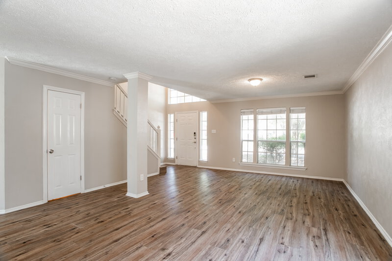 2,280/Mo, 17116 Valley Glen Rd Pflugerville, TX 78660 Family Room View 2