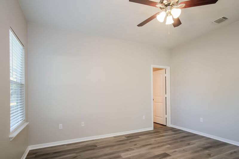 2,260/Mo, 203 Turtle Creek Dr Kyle, TX 78640 Main Bedroom View