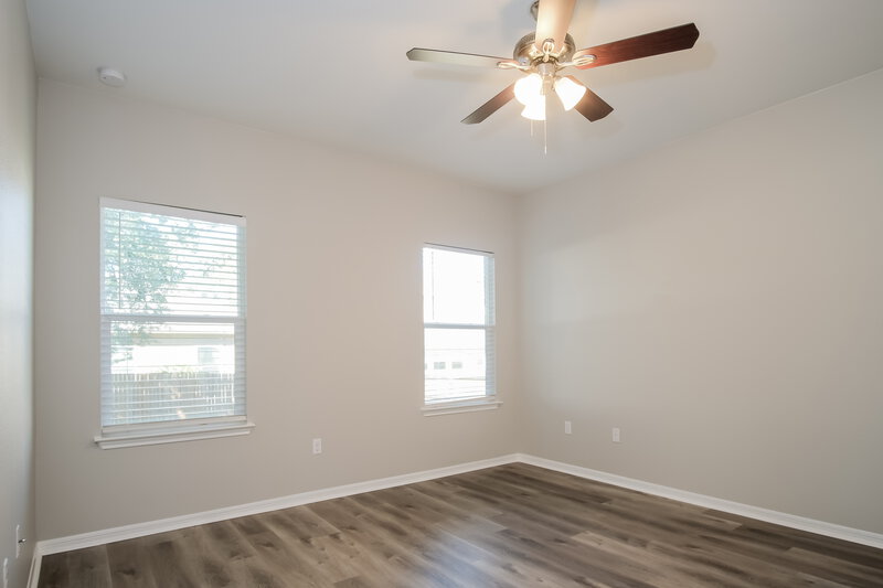 2,260/Mo, 203 Turtle Creek Dr Kyle, TX 78640 Main Bedroom View 2