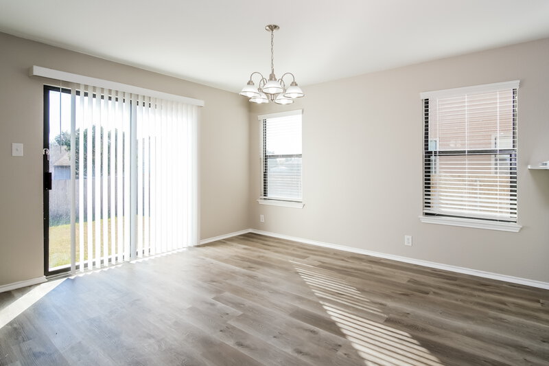 3,390/Mo, 250 Sheep Trail Dr Kyle, TX 78640 Dining Room View