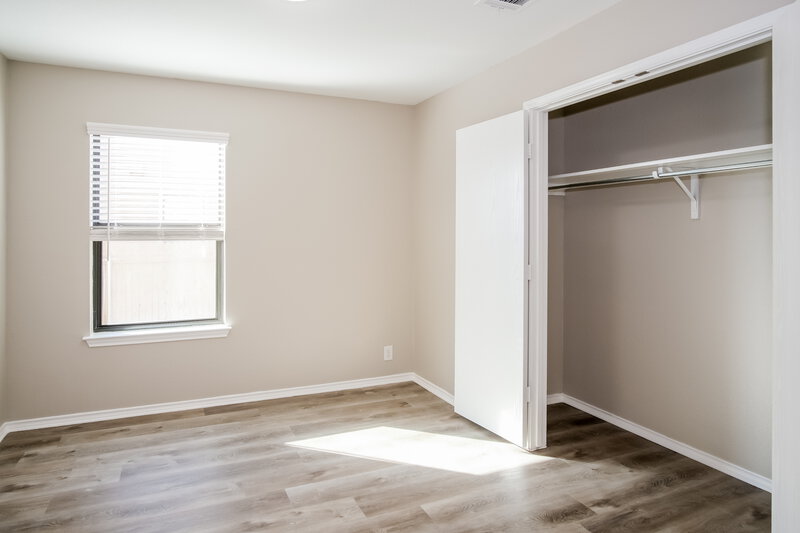 3,390/Mo, 250 Sheep Trail Dr Kyle, TX 78640 Bedroom View 2