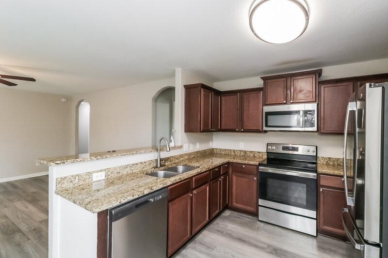 1,595/Mo, 428 Ruby Ln Jarrell, TX 76537 Kitchen View 2