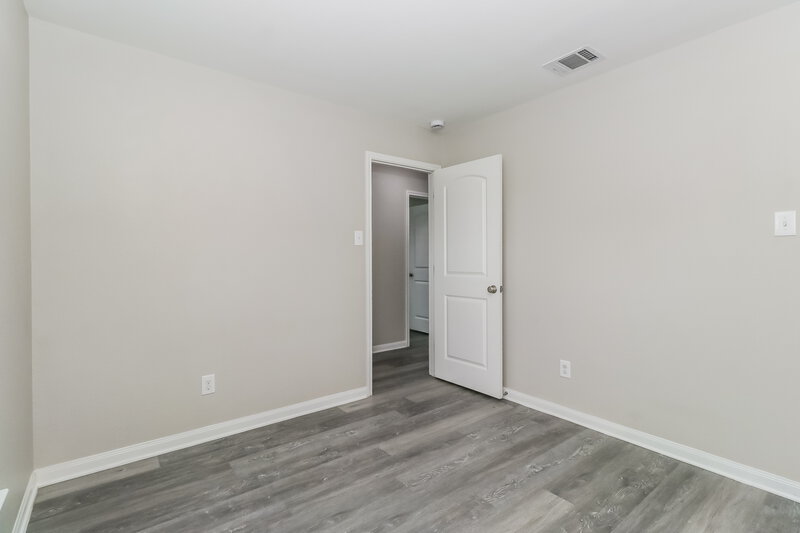 1,595/Mo, 428 Ruby Ln Jarrell, TX 76537 Bedroom View 4