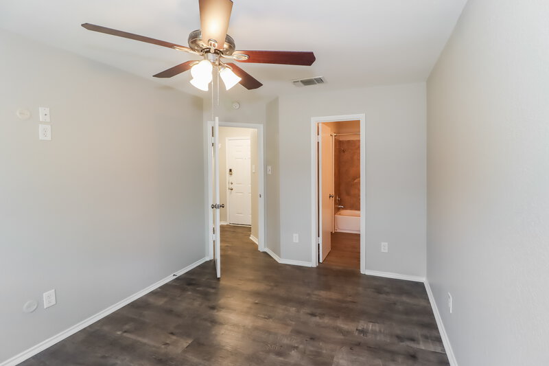 2,500/Mo, 2006 Andover Dr Round Rock, TX 78664 Main Bedroom View