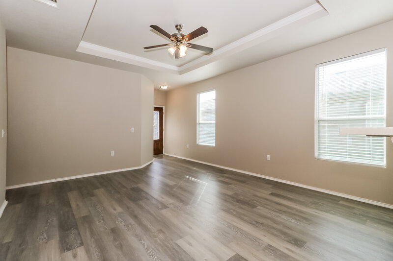 1,695/Mo, 5808 Glowing Star Trl Austin, TX 78724 Living Room View