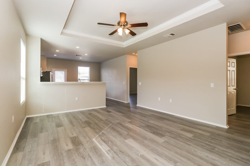 1,695/Mo, 5808 Glowing Star Trl Austin, TX 78724 Living Room View 2