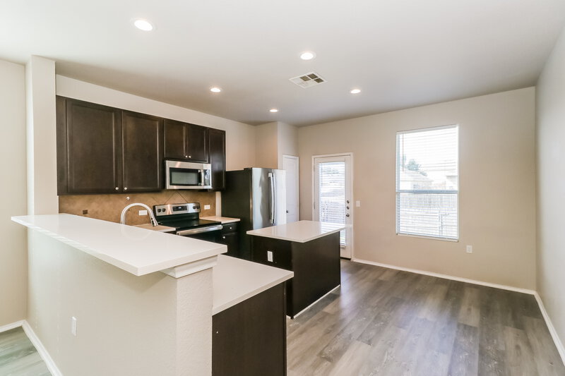 1,695/Mo, 5808 Glowing Star Trl Austin, TX 78724 Kitchen View