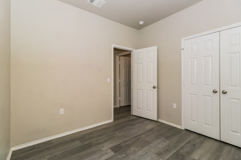 1,695/Mo, 5808 Glowing Star Trl Austin, TX 78724 Bedroom View 3