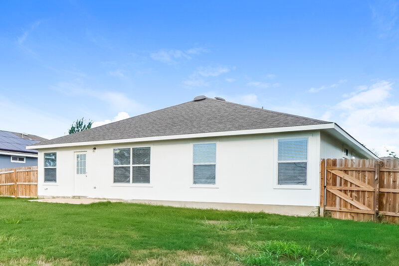 2,025/Mo, 411 Saul St Hutto, TX 78634 Misc View 13