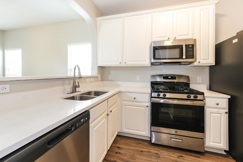 1,825/Mo, 507 McGarity Kyle, TX 78640 Kitchen View 2