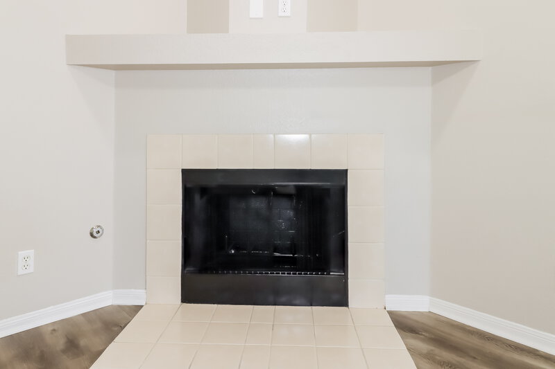 2,345/Mo, 1600 Windy Park Dr Round Rock, TX 78664 Living Room View