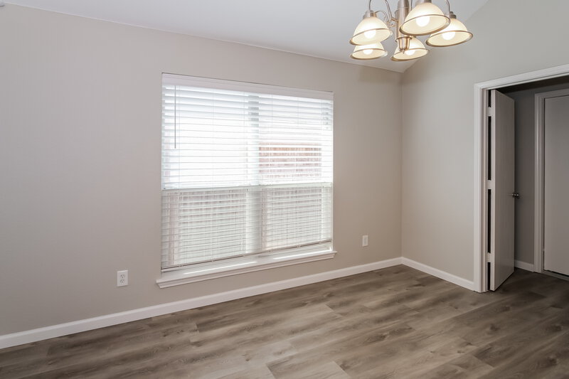 1,960/Mo, 119 Wilderness Trl Elgin, TX 78621 Dining Room View
