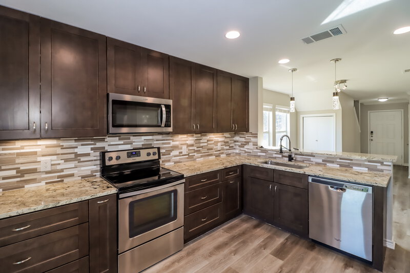 2,190/Mo, 121 Camellia Dr Hutto, TX 78634 Kitchen View