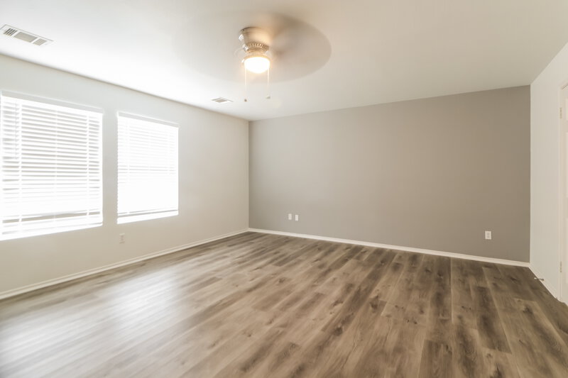 2,235/Mo, 713 Eaglecreek Dr Leander, TX 78641 Main Bedroom View 2