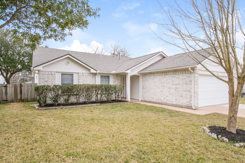 1,985/Mo, 1001 Brandi Cir Kyle, TX 78640 Front View