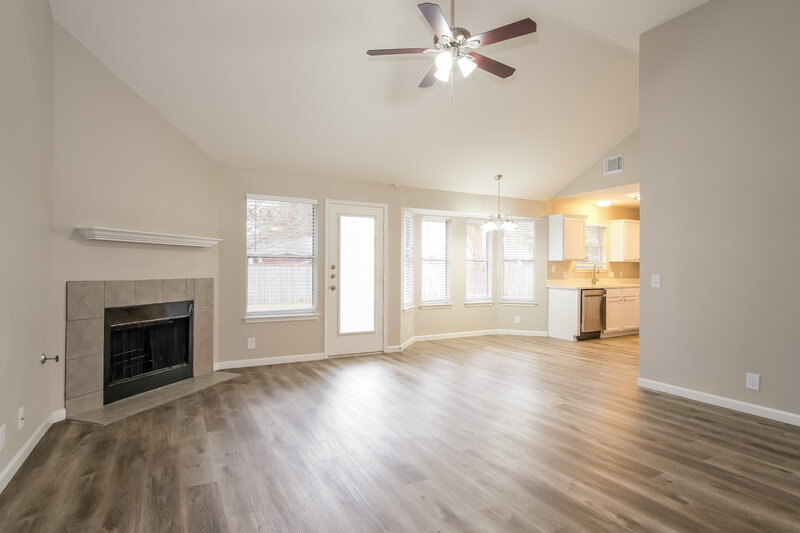 1,985/Mo, 1001 Brandi Cir Kyle, TX 78640 Living Room View 2