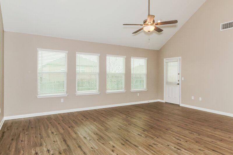 3,250/Mo, 267 Screech Owl Dr Kyle, TX 78640 Living Room View