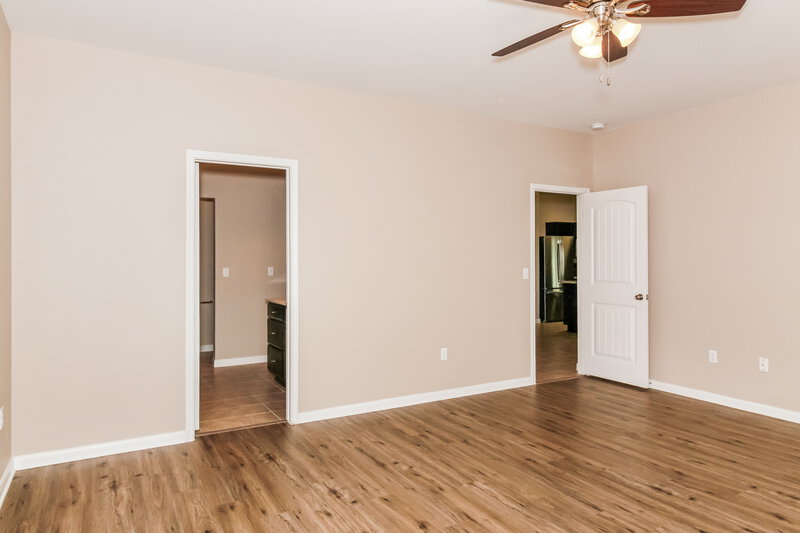 3,250/Mo, 267 Screech Owl Dr Kyle, TX 78640 Main Bedroom View 2