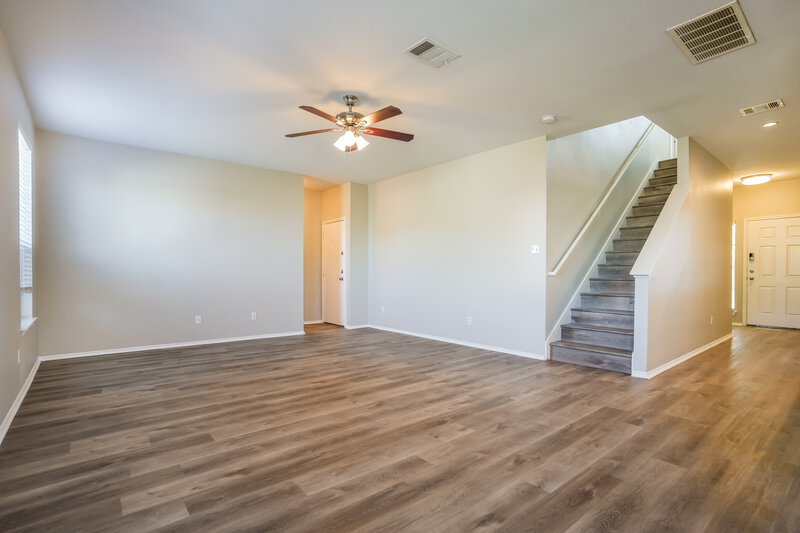 1,900/Mo, 233 Waterloo Dr Kyle, TX 78640 Living Room View