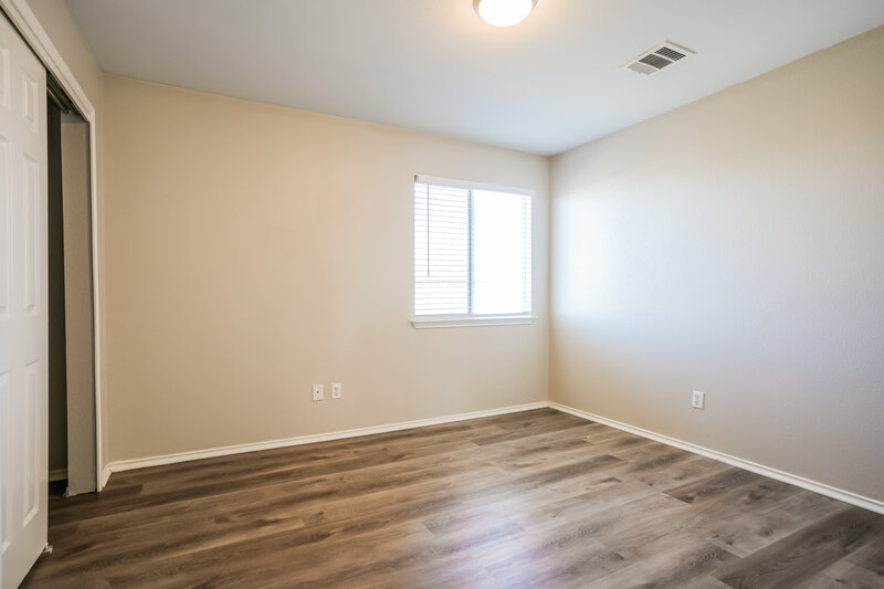 1,900/Mo, 233 Waterloo Dr Kyle, TX 78640 Bedroom View 2