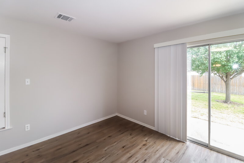 1,820/Mo, 510 Riverway Ln Leander, TX 78641 Kitchen View 2