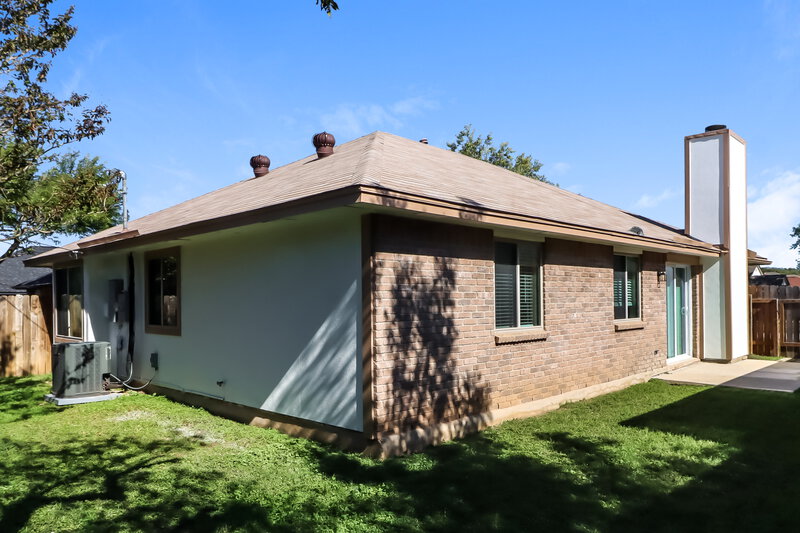 2,155/Mo, 2404 Clearwater Trl Round Rock, TX 78664 Rear View
