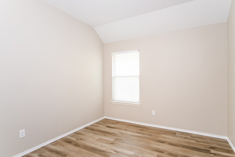 2,125/Mo, 837 Clear Springs Holw Buda, TX 78610 Bedroom View 2