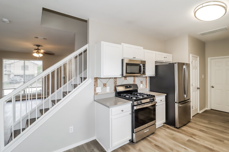 3,150/Mo, 2702 Summerwalk Pl Round Rock, TX 78665 Kitchen View