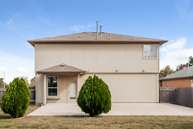 3,150/Mo, 2702 Summerwalk Pl Round Rock, TX 78665 Rear View